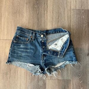 Women’s Levi’s 501 Distressed Shorts